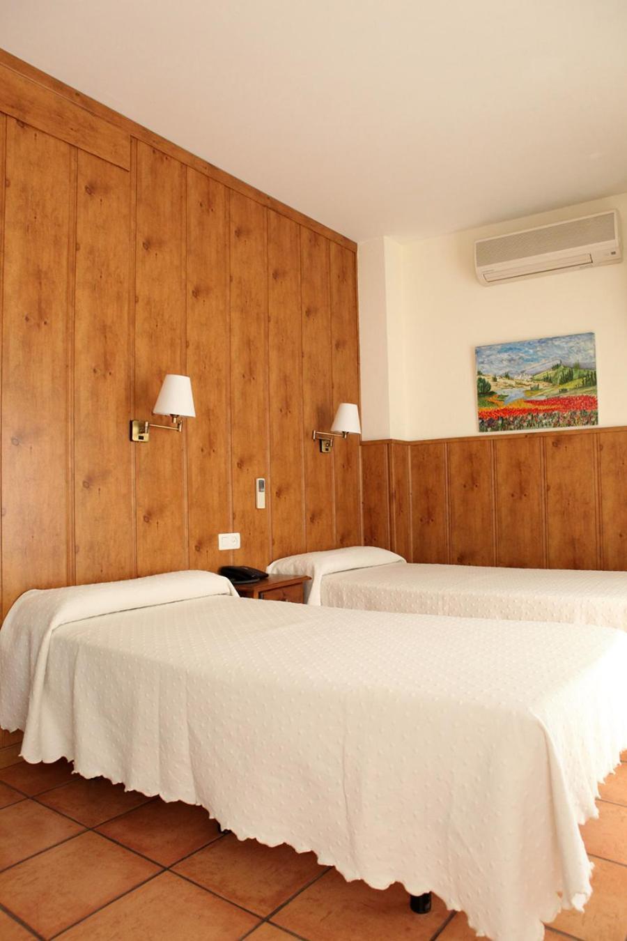 Hostal Real San Juan Del Puerto Exterior photo